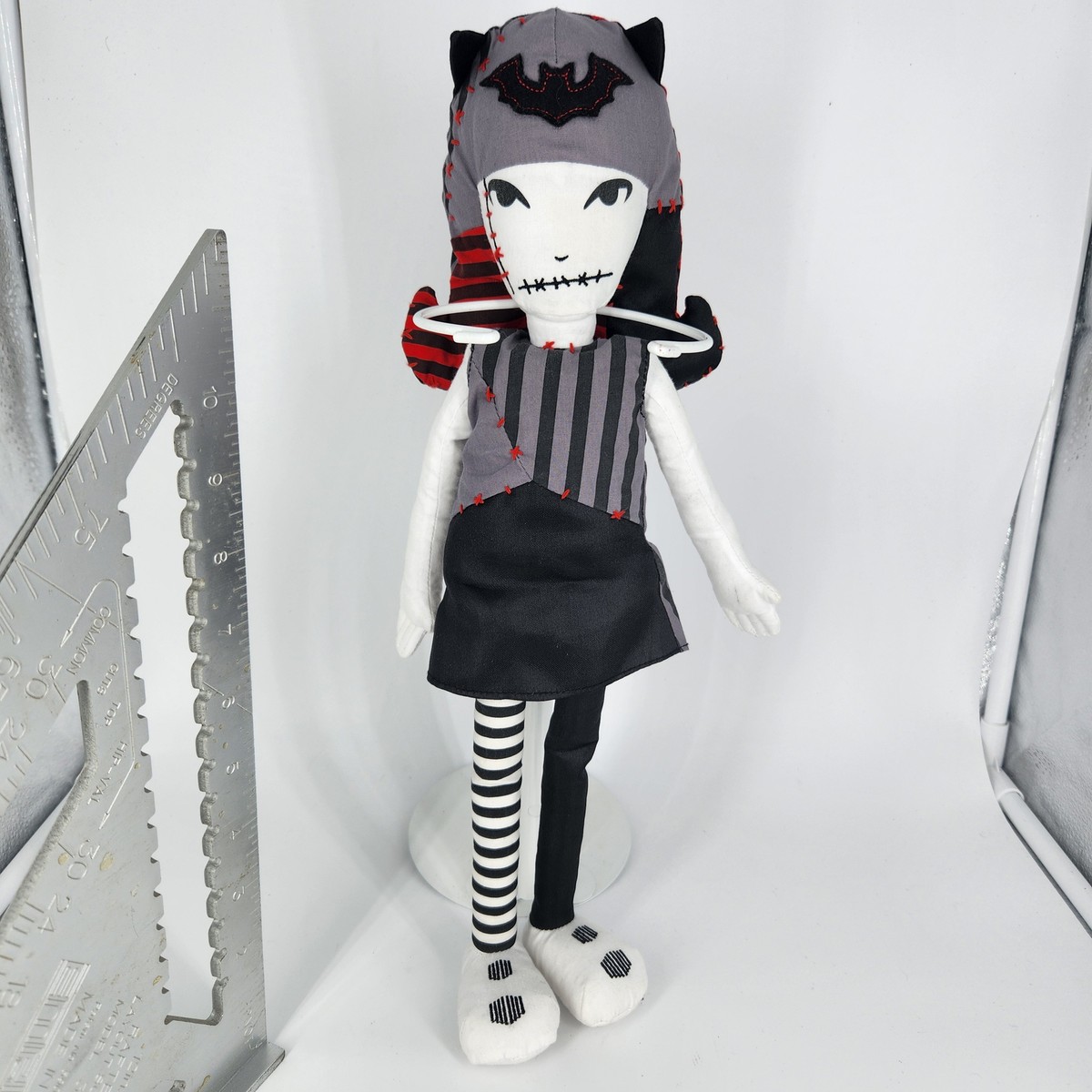 Emily The Strange Plush 2009 Dark Horse Comics SAMPLE/PRTOTYPE W