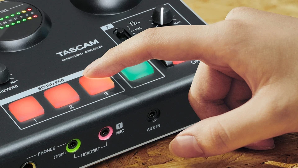 TASCAM MiNiSTUDIO CREATOR US-42B Black Audio Interface for PC Tablet Laptop NEW - Image 2 of 4
