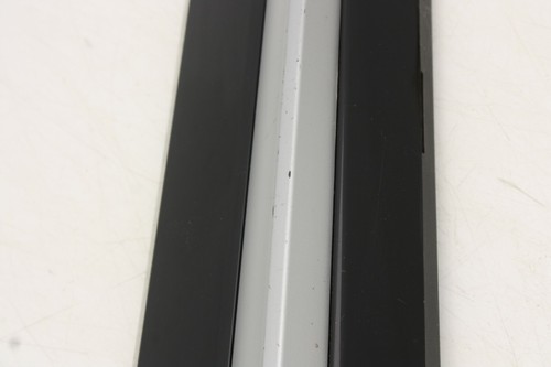 Moldeo de puerta delantera derecha para Audi Q3 83A853960A genuino - Imagen 5 de 12