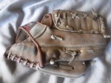 Professional Tokyo Best Quality Baseball Glove Vintage 10 Inch Pre Owned