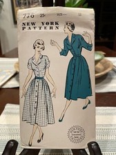 SALE New York Pattern Day Dress button front 776 size 11