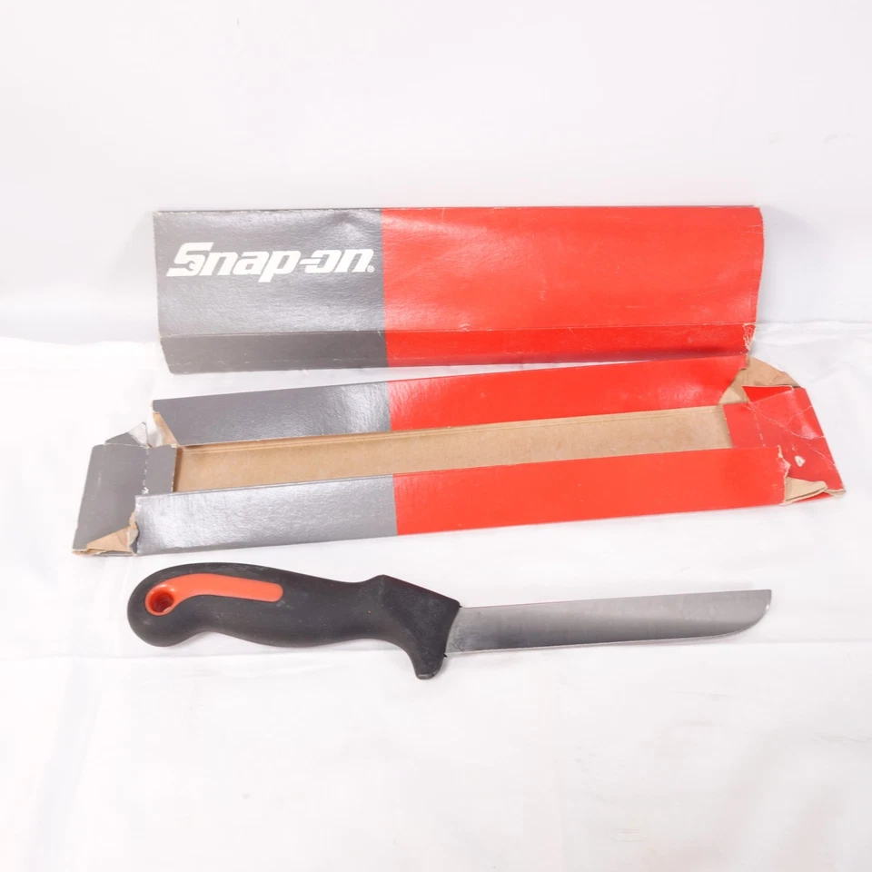 Cuchillo deshuesador a presión 5,5 pulgadas #YA140BKNF caja dañada Foto 2 de 4