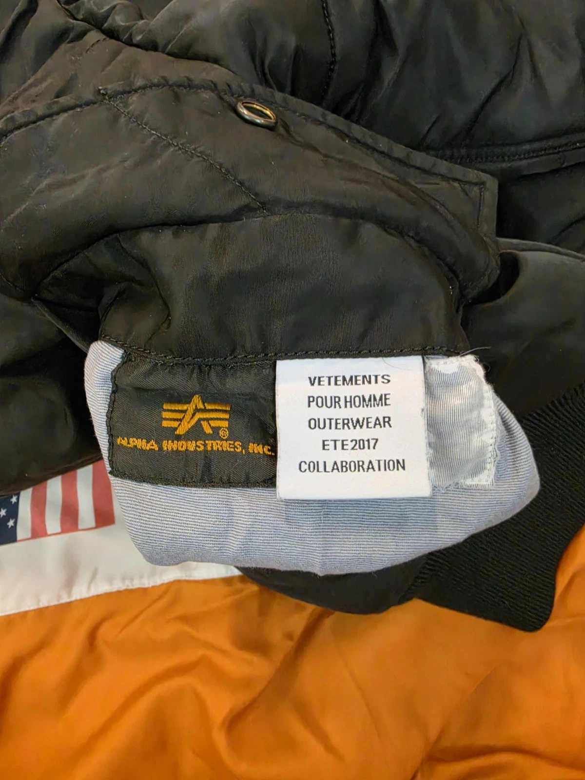 RARE! Vetements X Alpha Industries Cropped Bomber Jacket Size L - product detail image 11