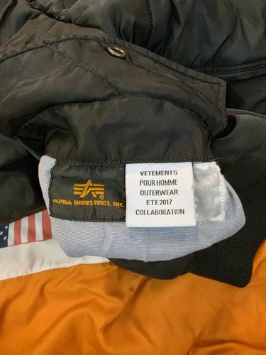 RARE! Vetements X Alpha Industries Cropped Bomber Jacket Size L image 11
