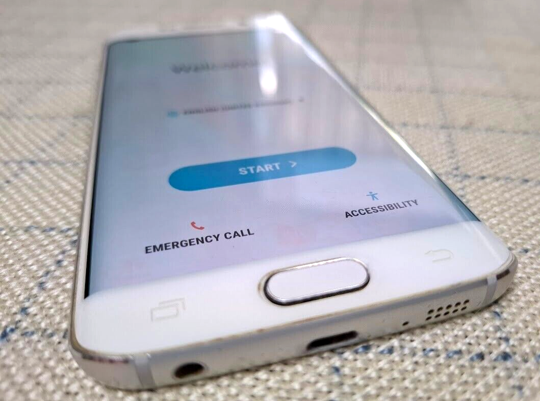 Samsung Galaxy S6 Edge SM-G925F - 32GB - Weiss | eBay Samsung Galaxy S6 Edge SM-G925F - 32GB - Weiss | eBay