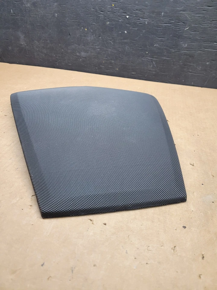 Отделочный чехол для центрального динамика приборной панели Lincoln MKT 2010–2019 годов выпуска H7648 PS - Изображение 4 из 4