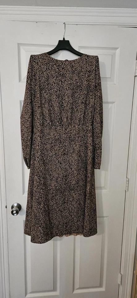 Vestido Hugo Boss Leopardo, Talla 8