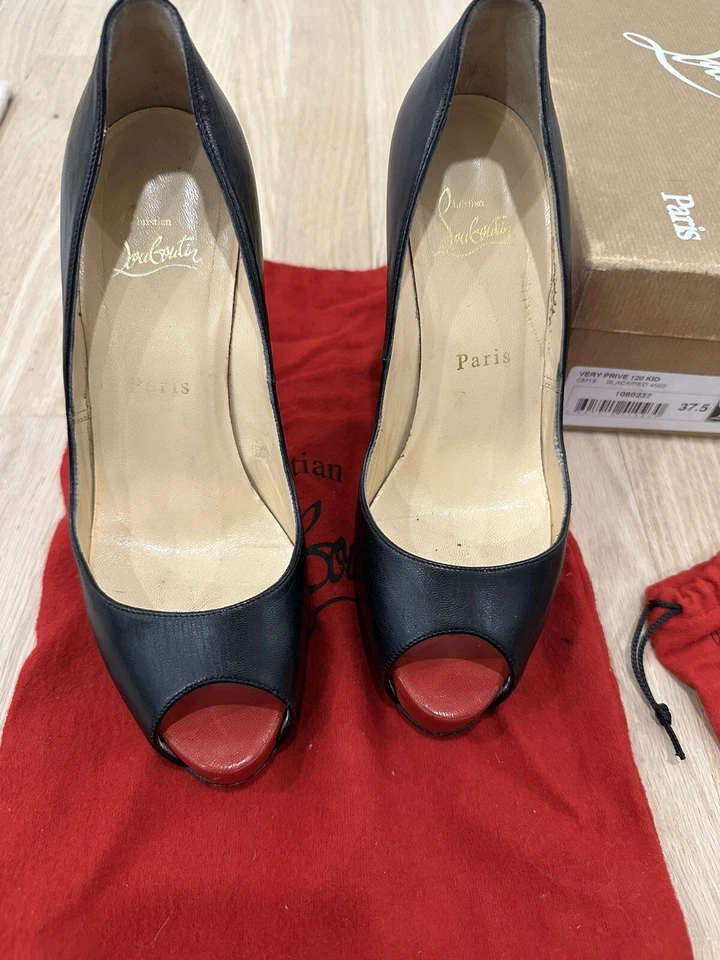 AUTH Christian Louboutin Lady Peep Peep Toe Black Leather Pump  37.5 / 7.5 - Image 2 of 4