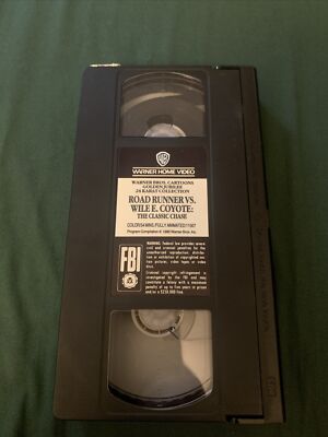 Road Runner vs. Wile E. Coyote: The Classic Chase (VHS, 1985)  TAPE ONLY