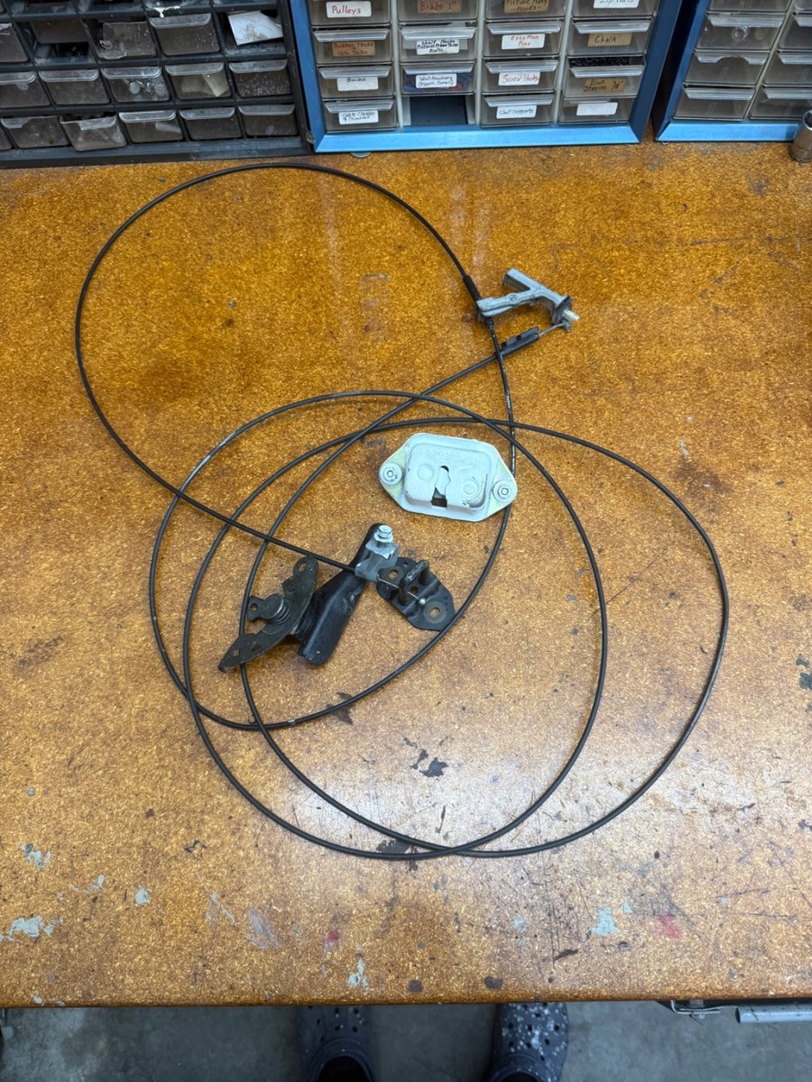 は FULL KIT! Nissan 240sx S13 Hatch Trunk Gas Door Release cable with