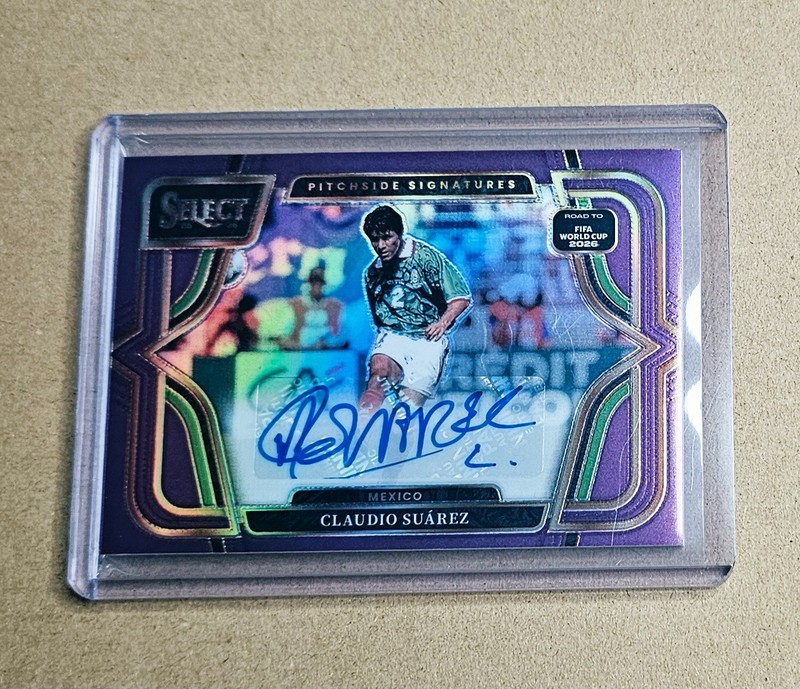 2025/26 SELECT FIFA WORLD CUP CLAUDIO SUAREZ PURPLE PRIZM PITCHSIDE AUTO SP #/99