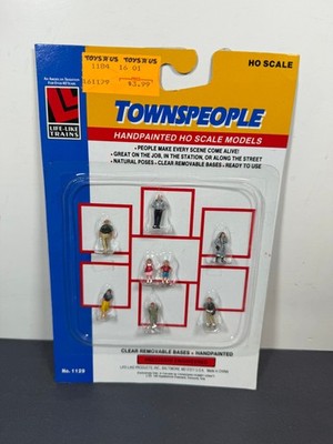 Life Like Trains TOWNSPEOPLE 1129 HO Scale Railroad Layout Figure Set