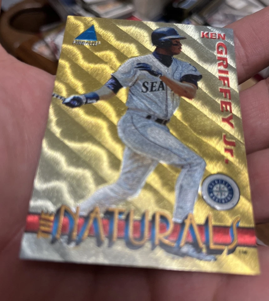Pinnacle The Naturals #3 1994 Ken Griffey Jr. refractor casi nuevo  CANTIDAD Foto 4 de 4