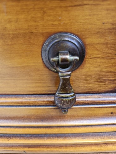 ANTIQUE FEDERAL Style Maple & Mahogany Secretary Desk. - Picture 10 of 10