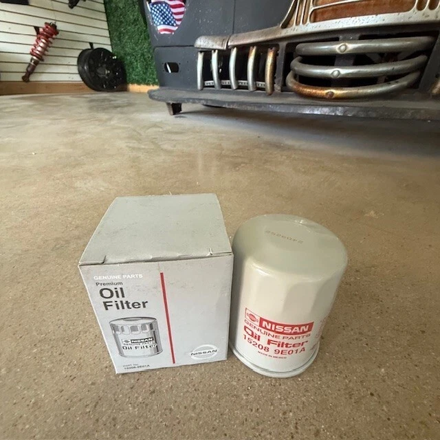 (1) FILTRO DE ACEITE ORIGINAL OEM NISSAN 15208-9e01a Foto 3 de 3