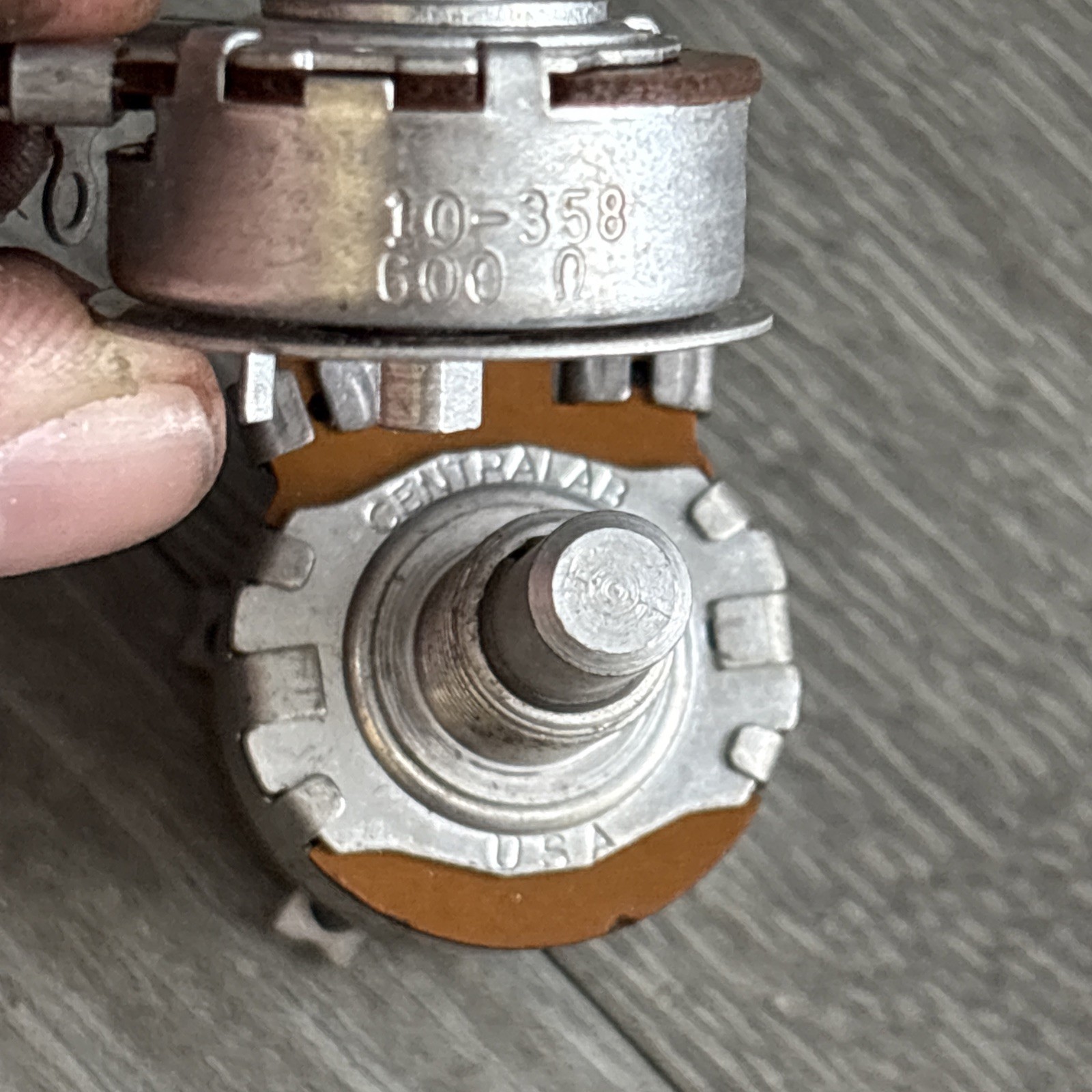 HUGE LOT: 70 Potentiometer, Bournes, Helipot, Centralab, Alpha, Fender, Audio