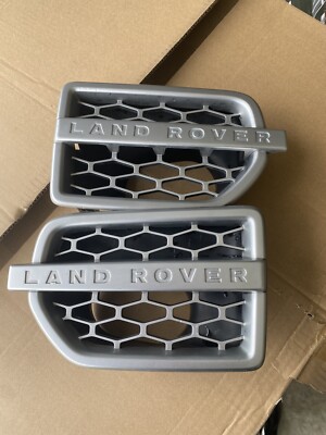 Genuine Land Rover Discovery LR4  Side Grilles Landmark Limited Edition