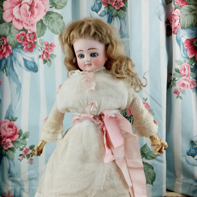 Antique ABG Doll ''1024'' Porcelain Doll, French Style Belton type, 17.3 inch