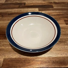 Vintage Finesse Galway Blue Brown Stoneware Japan Rimmed 9 Inch Serving Bowl