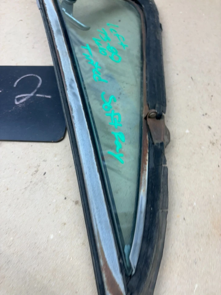 Camión Chevy GMC C10 K10 1973 75 76 80 carrocería cuadrada izquierda DR ala ventilación ventana tintada Foto 3 de 4