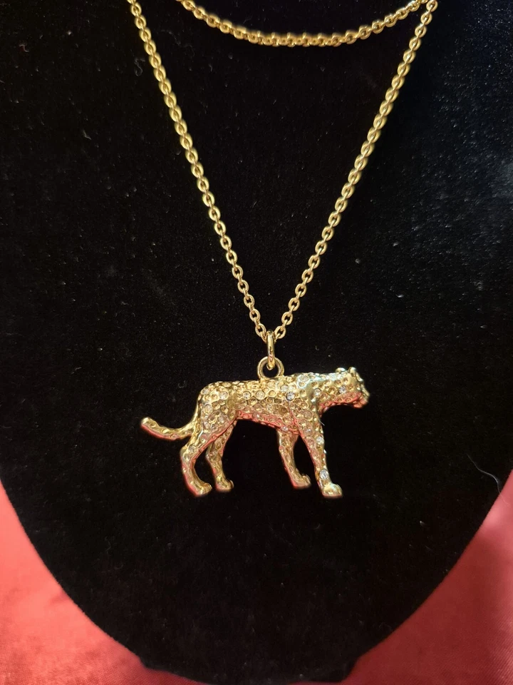 Collar colgante con dije de jaguar J.CREW joyería diseñador inmobiliario (911) Foto 3 de 4