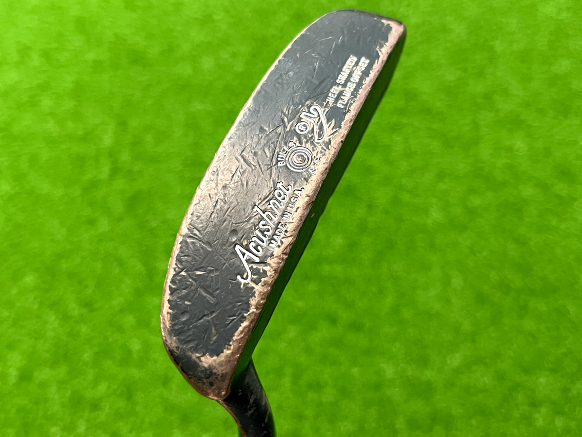 Acushnet Bulls Eye Heel Shafted Flange Offset Putter 35