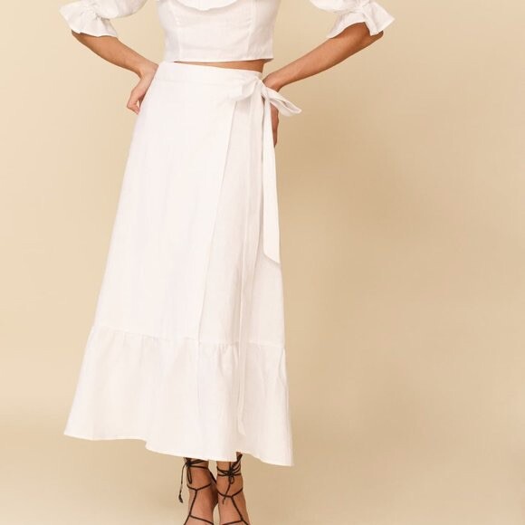 NWT $198 refail Reformation White Julep Linen Skirt Wrap NWT $198 refail Reformation White Julep Linen Skirt Wrap