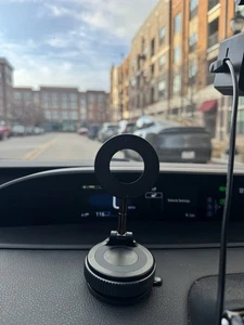 MagSafe Support de téléphone de voiture forte aspiration magnétique 360° Support réglable pour
