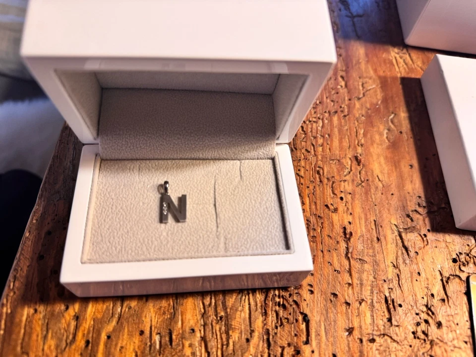 QVC Kettenanhänger „N“ Platin mit 3 Brillianten - Bild 2 von 4