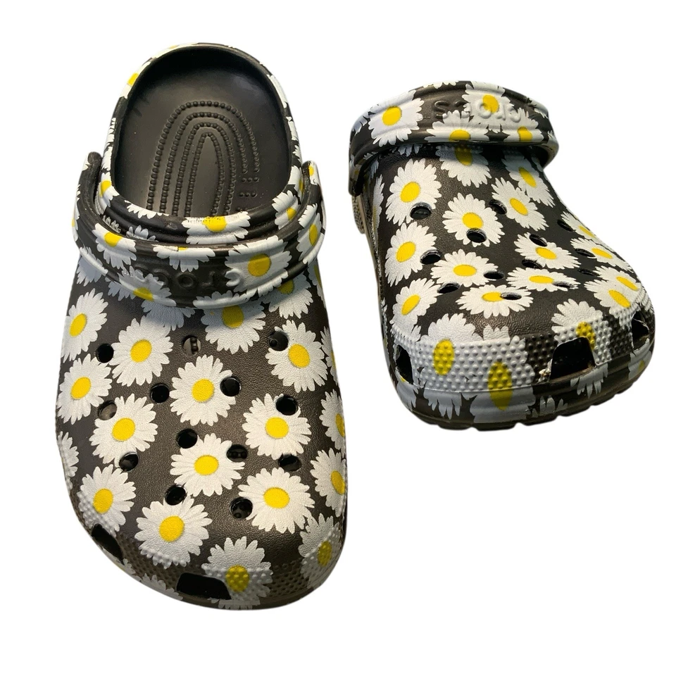 Zapatos sin cordones Crocs talla 8 clásicos zueco estampado margarita para mujer Foto 4 de 4