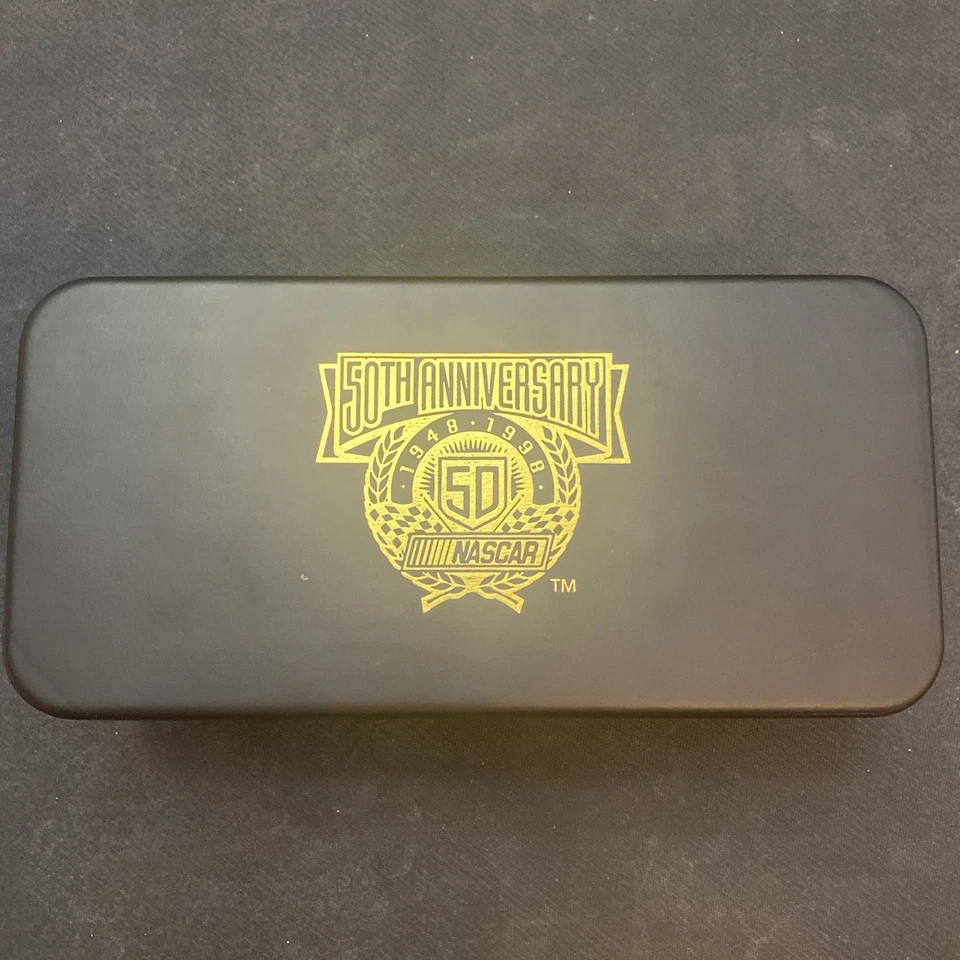 Coche diecast Nascar Racing Champions 1998 oro 24 quilates #97 John Deere escala 1:24 Foto 2 de 4