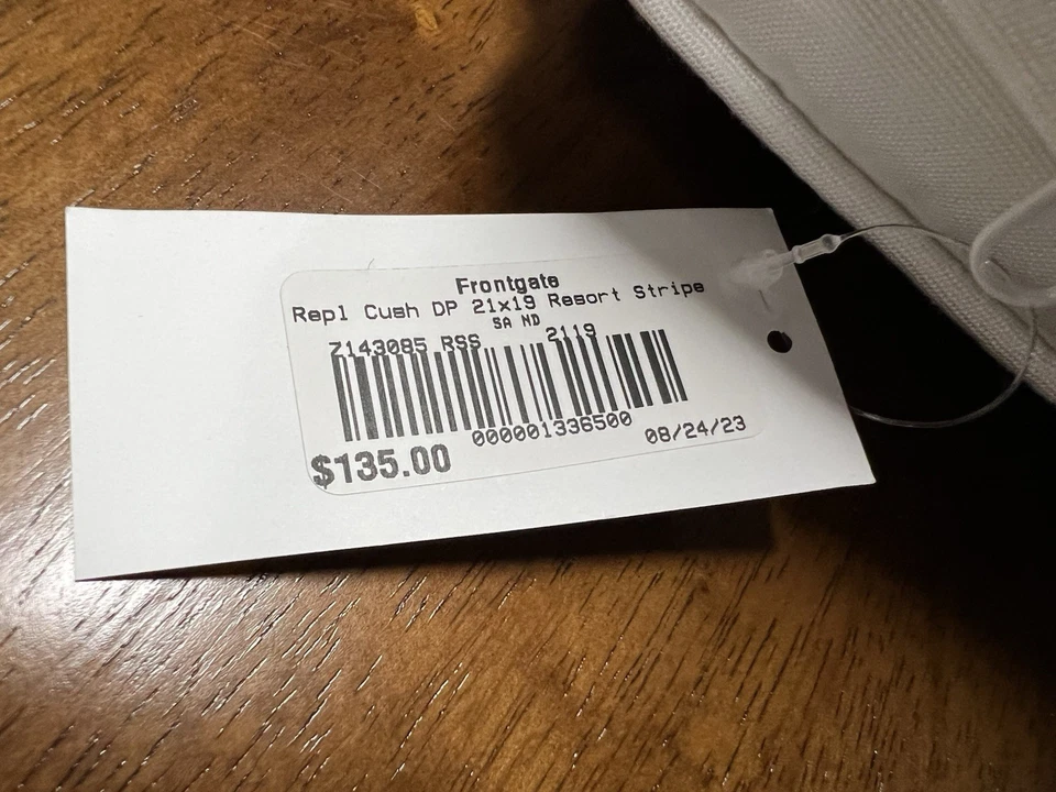 FRONTGATE~ GUARDA-SOL ALMOFADA "AREIA" LISTRA RESORT AO AR LIVRE 21" X 19" D X 3" NOVO COM ETIQUETAS - Imagem 3 de 4