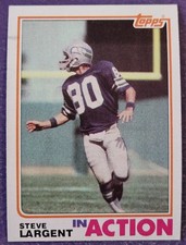 1982 Topps FB #250 Steve Largent In Action card Seattle Seahawks! HOF! GUM STAIN