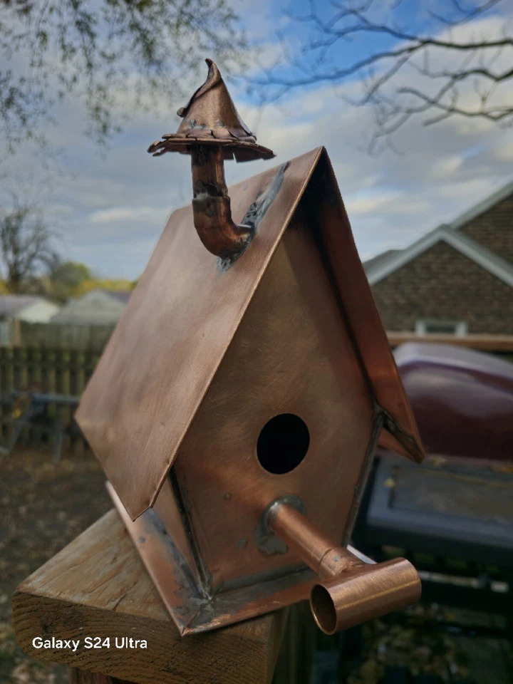 Casa de pájaros hecha a mano cobre puro decoración artículos para el hogar árbol adorno Foto 2 de 4