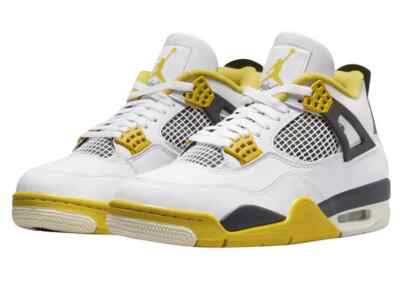 Nike Wmns Air Jordan 4 Retro 