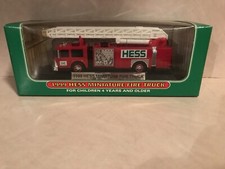 New 1999 Hess Miniature Mini RED Toy  FIRE Truck MIB Amerada Hess