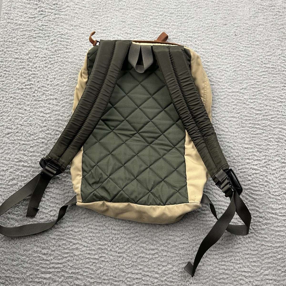 GREGORY Offshore Day Rucksack Daypack Backpack Brown Tan
