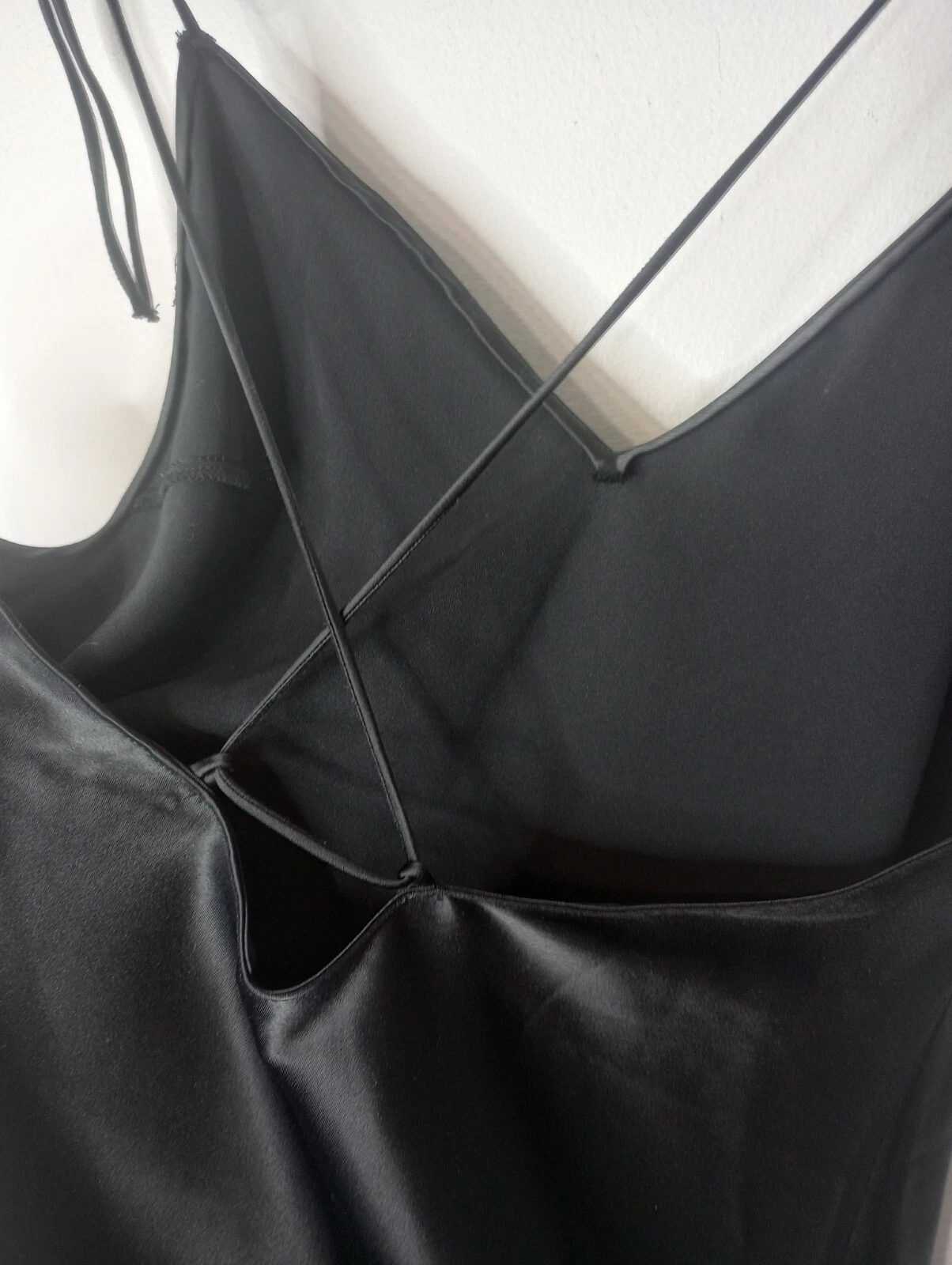 UNDERCOVER Abito Victoria's Secret nero raso scollo a V cravatta cinturino midi slip medio