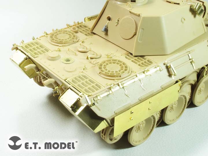 TAMIYA  1/35 NO.242
ドイツ連邦軍主力戦車レオパルト2 A5 ET Model 1/35 E35-242 WWII German Panther D Basic part For TAMIYA