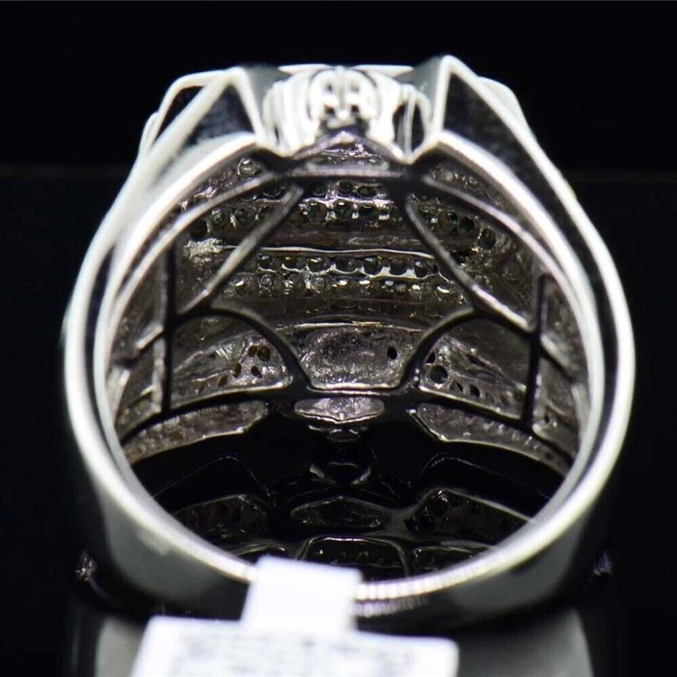 Anillo redondo de 2 quilates con diamantes azules amarillos y blancos enchapados en oro blanco de 14 quilates pavé meñique para hombre Foto 4 de 4