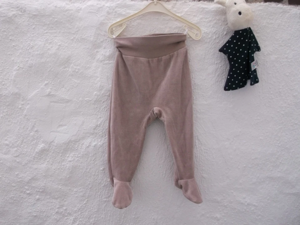 2 Teiler Grösse 74 C&A Nicki Pullover mit Hose Jungen - Bild 2 von 3