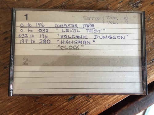 Sinclair ZX81 Computer, 16K Memopak, power supply, book, space raiders, flight - Picture 15 of 16