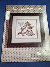 Vtg Stoney Creek LOVE SPOKEN HERE Cross Stitch Pattern Book *5FB