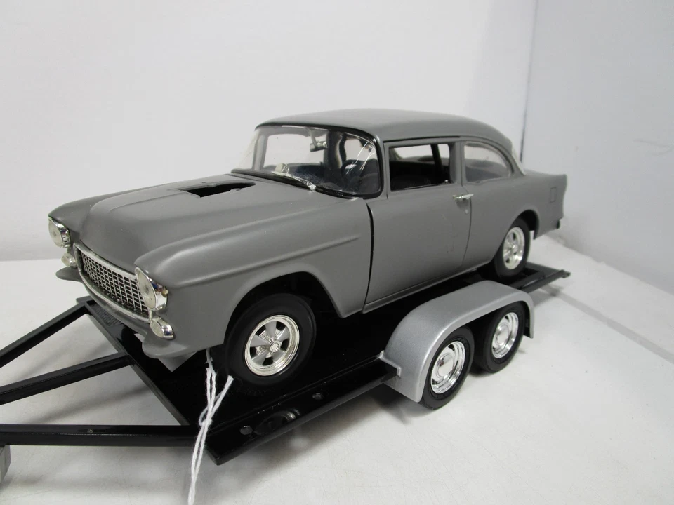 WELLY 1/18 CHEVY SILVERADO Z71 W/ TRAILER ERTL 1955 CHEVY HOT ROD*ISSUES* - Image 3 of 4