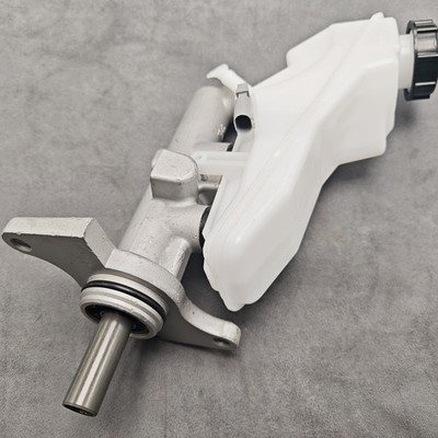 Brand New Brake Master Cylinder 47201-02100 For Toyota Corolla 03-08
