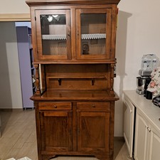 credenza arte povera in buone condizioni