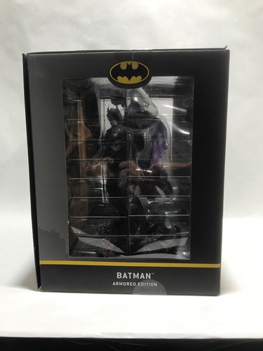 BATMAN Statue DC Comic Armored Edition Pvc Diorama Figure Dark Knight Gallery - Picture 3 of 7