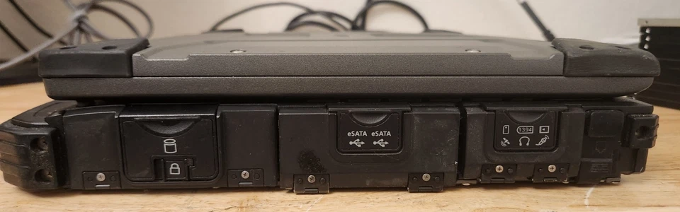 Getac B300 G5 Rugged Touch 13.3" i5-4300M 4GB RAM w/dock (No HDD/No Battery) - Image 4 of 4