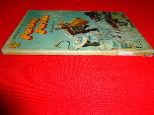 PARSLEY PARADE BY MICHAEL BOND - 1972 - ( SMALL PAPERBACK BOOK )^ - Picture 2 of 7