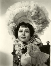 LUISE RAINER 8x10 PICTURE THE GREAT ZIEGFELD FILM PHOTO